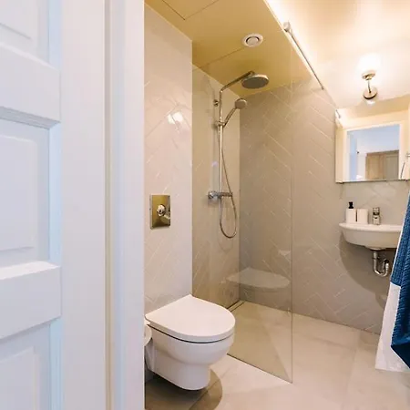 Lenderi Luxury With Sauna