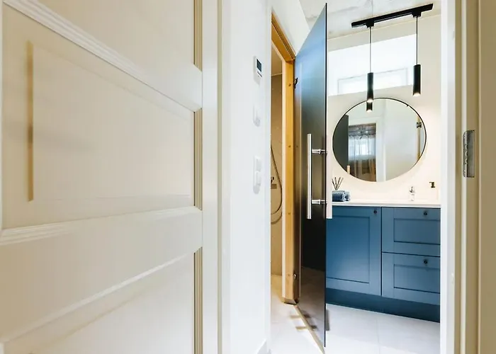 Lenderi Luxury With Sauna 公寓