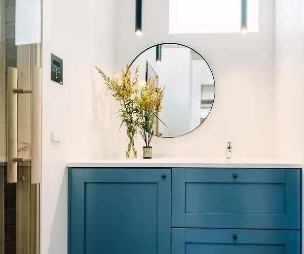 Lenderi Luxury With Sauna Apartment